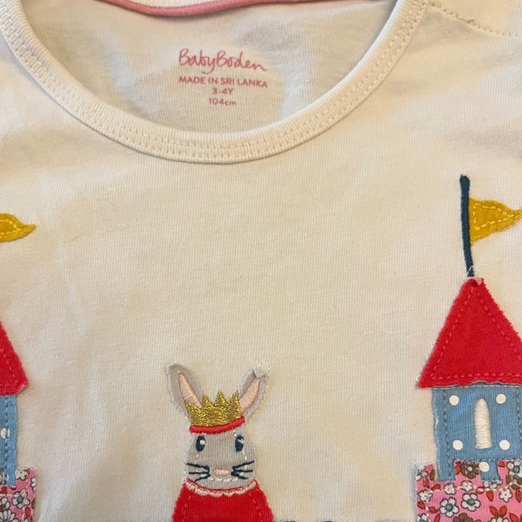 Baby Boden Lift the Flap Castle Shirt - Picture 2 of 4